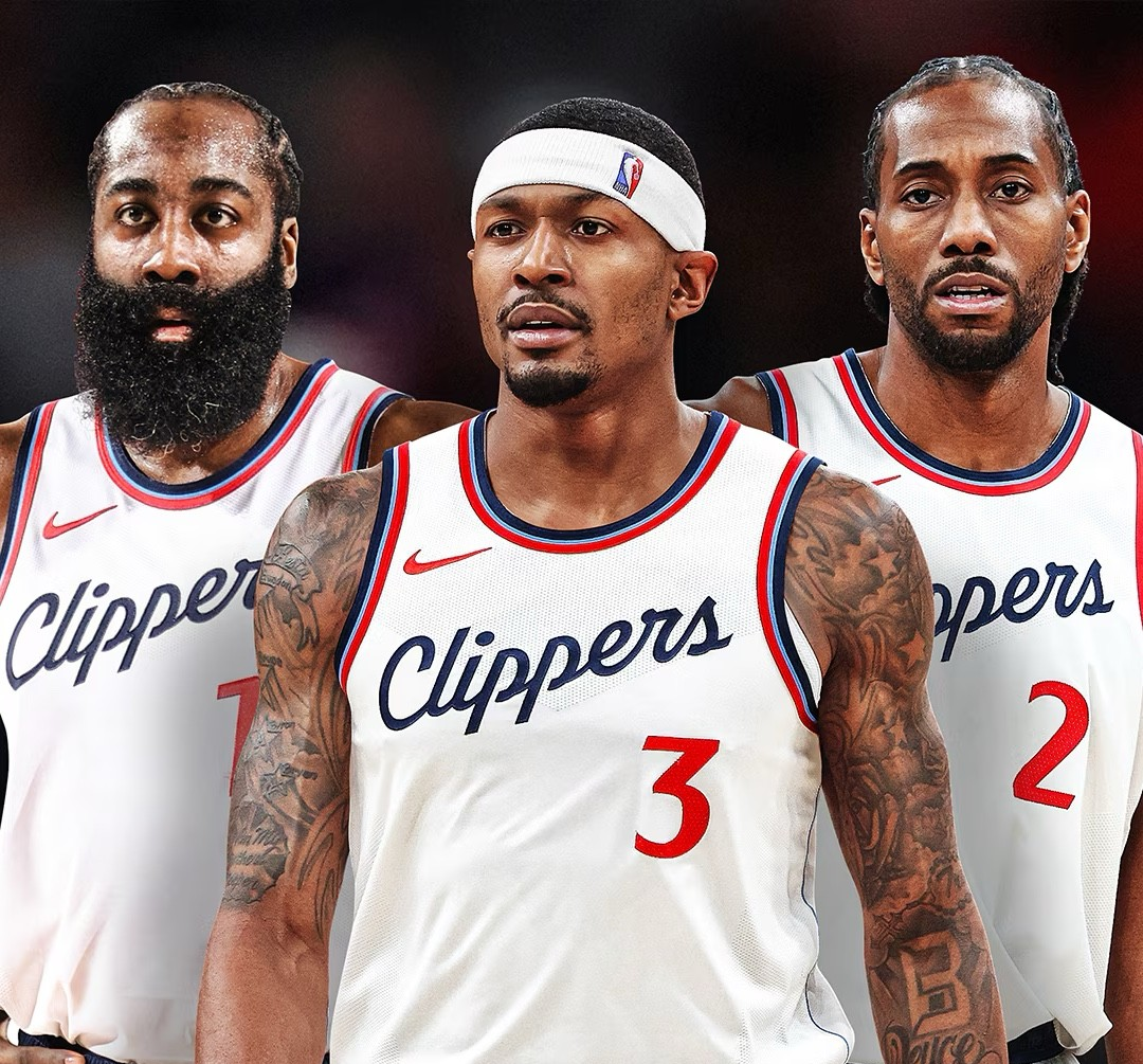 NBA总决赛国际比赛日再迎强敌，洛杉矶湖人再遭质疑，主帅态度：球迷炸锅，轮换策略成焦点的简单介绍