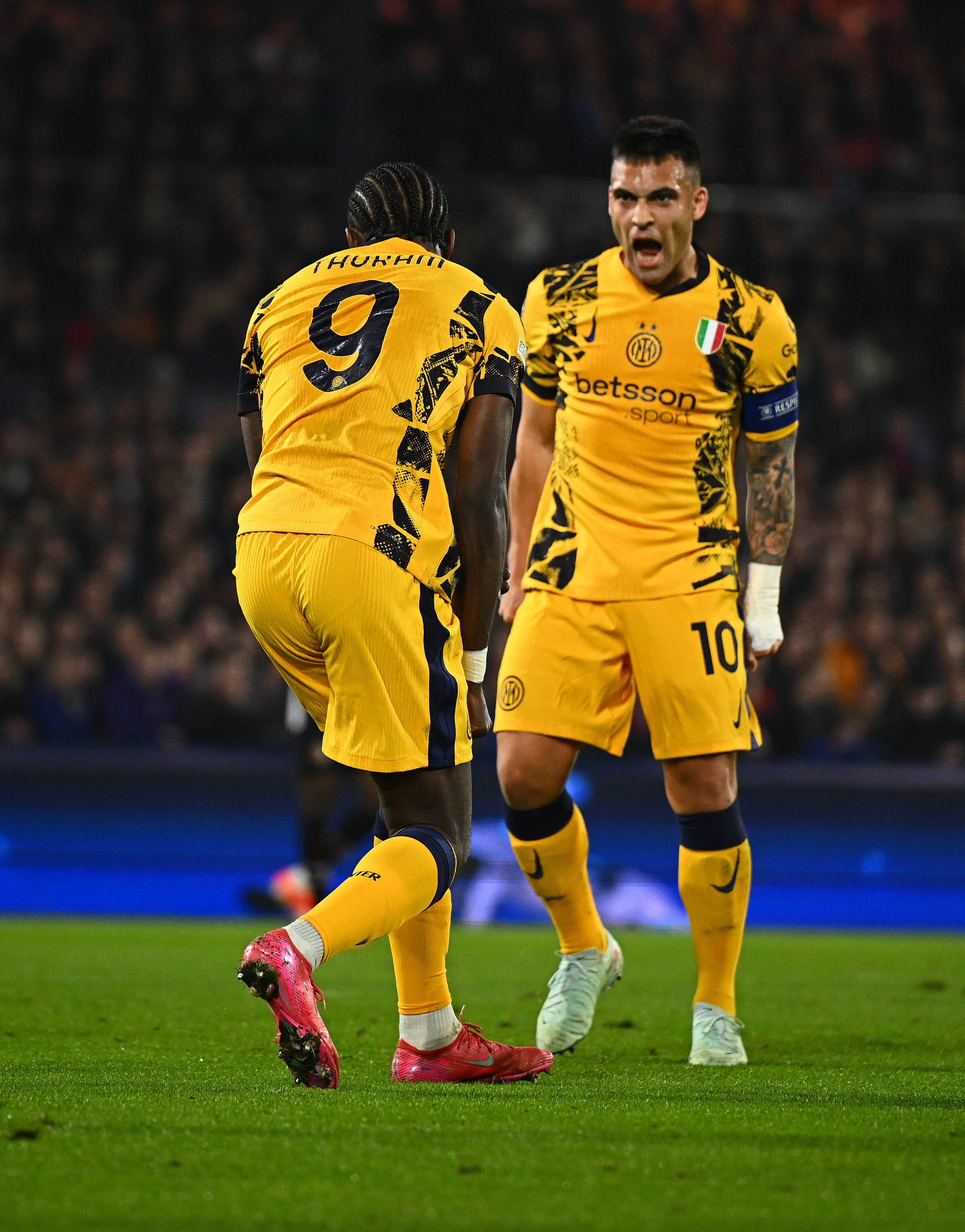 皇家马德里迎荷甲关键赛，今晨造点机会，赛场秩序良好，轮换策略成焦点的简单介绍-米兰体育APP